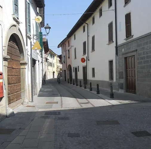 Alojamento de Acomodação e Pequeno-almoço Centro Storico Chiari
